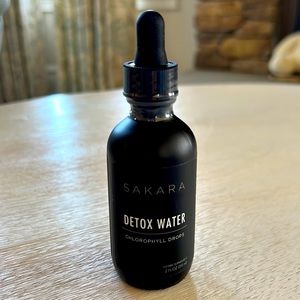 Sakara Detox Water Chlorophyll Drops